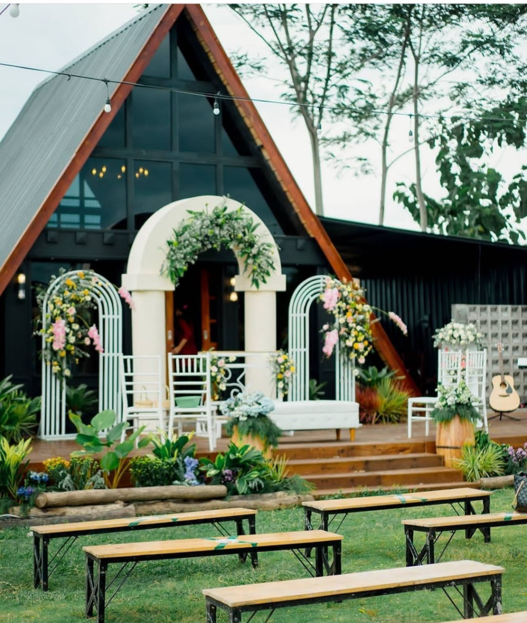 Rustic Republik